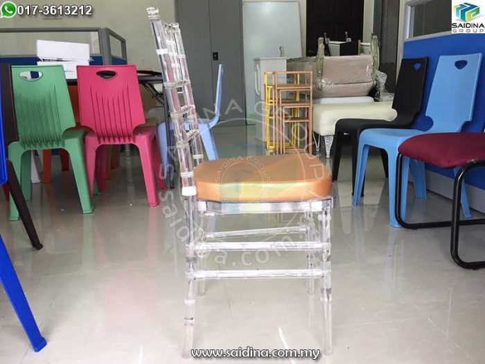 transparent chiavari chairs
