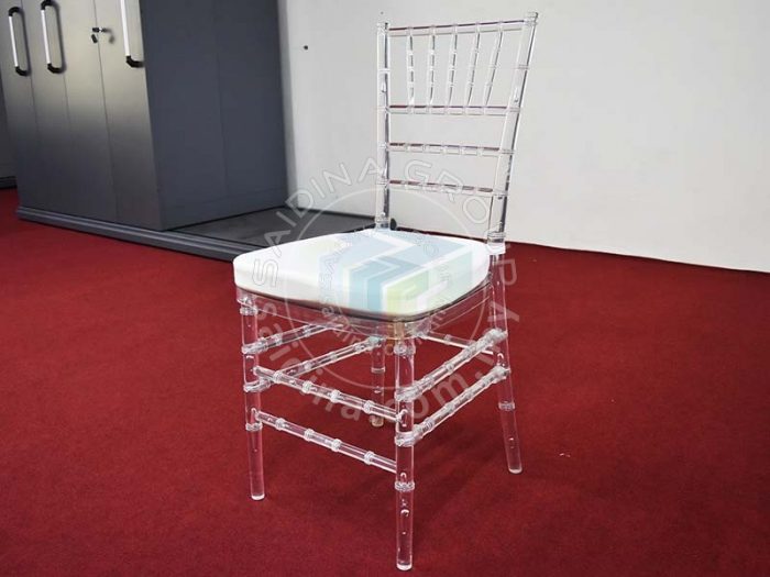 transparent chiavari chairs