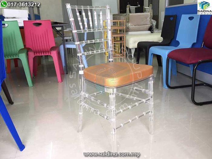 transparent chiavari chairs