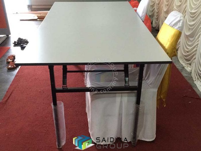 Rectangular Banquet Tables