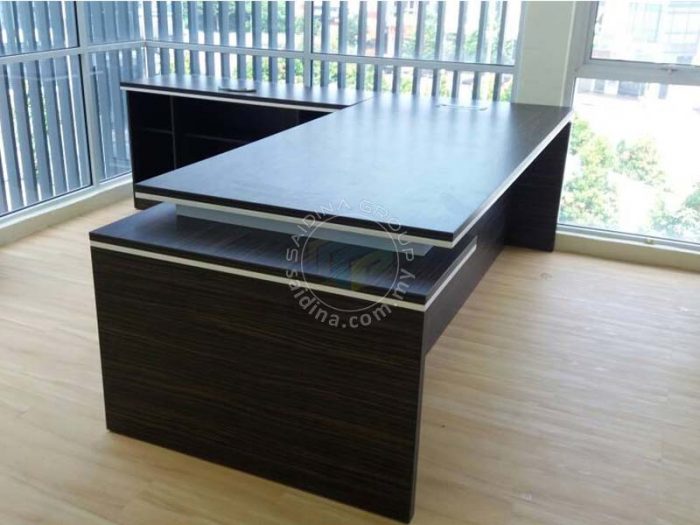 Director Table