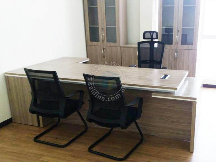 Director Table