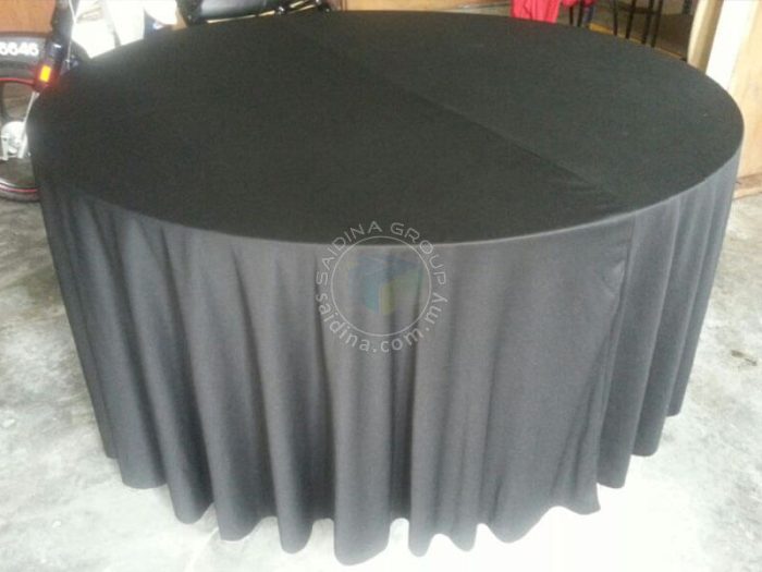 round tablecloth