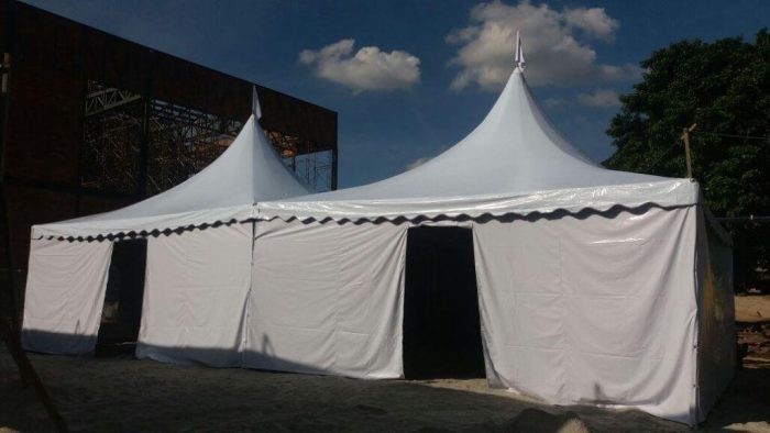 Canvas Sidewall c/w Zip Door